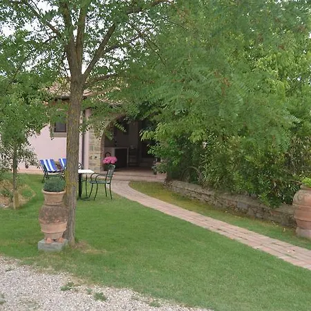 Gabolina E Turata 度假居